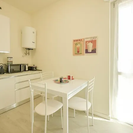 شقة Modern In The Heart Of With Wi-fi And Ac