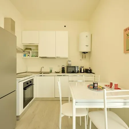 Modern In The Heart Of With Wi-fi And Ac * Maslianico