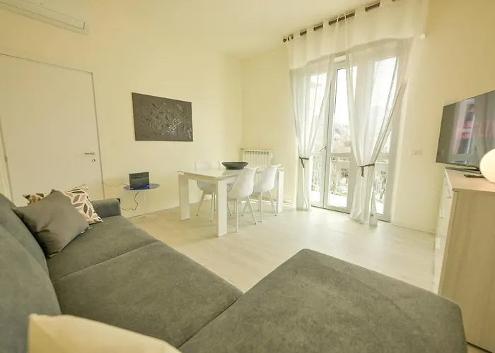 Modern In The Heart Of With Wi-fi And Ac Lägenhet *