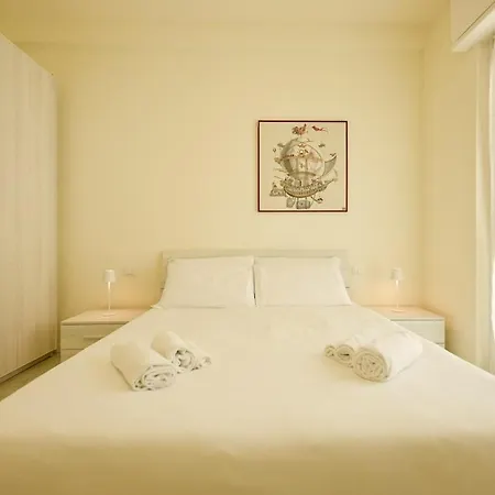 Modern In The Heart Of With Wi-fi And Ac Apartment Maslianico